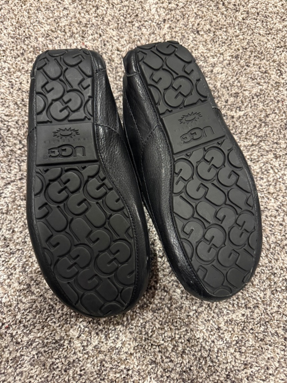 UGG Men's Black Leather Slip-On Shearling-Lined Loafers - Picture 6 of 6